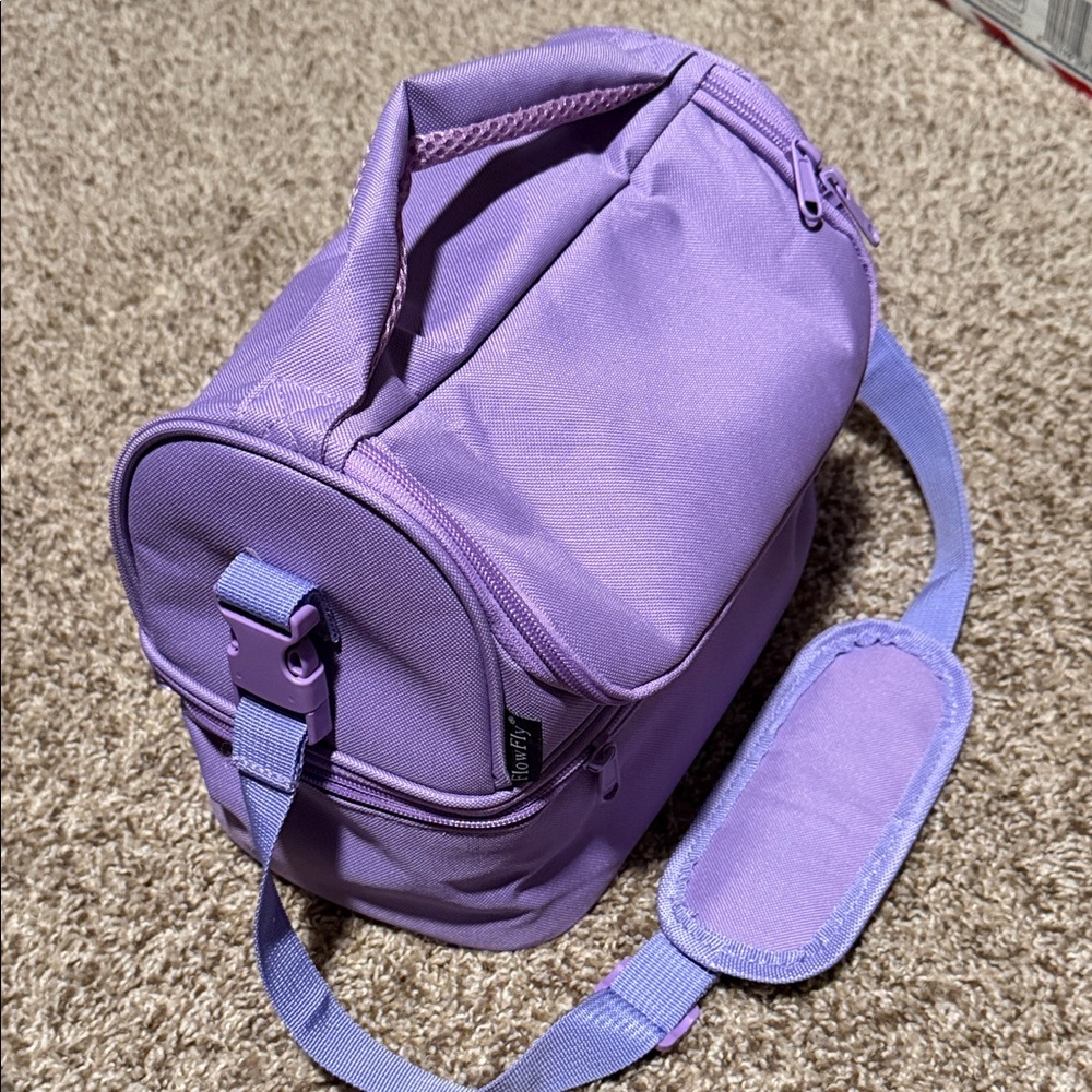 Purple FlowFly insulated lunch / travel bag or camera case - NWOT!